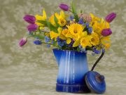 748082247 Spring Flower Arrangement