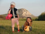 �������