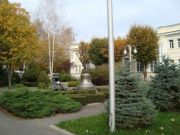 �������