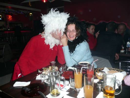 �������&�������