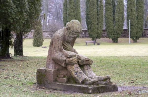 �������