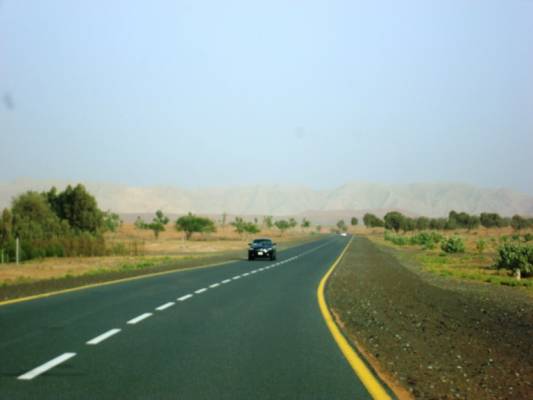 The desert is not far from the city...by car..