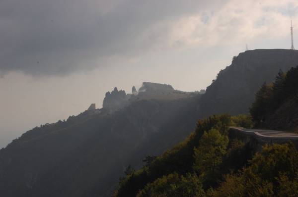 ��-�����