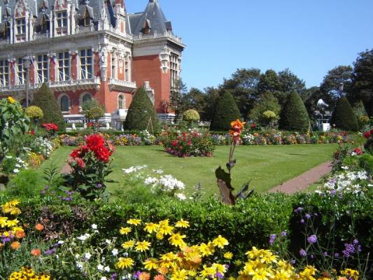 �������