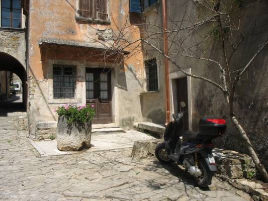 ����� ������������...