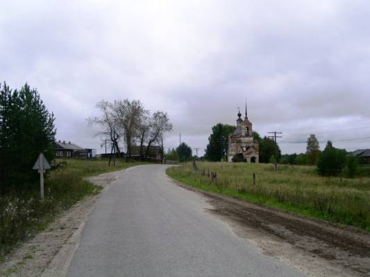 ����� ����