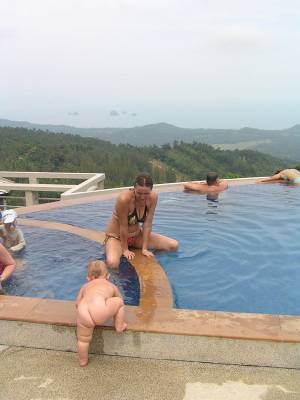 � �������