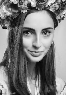 Portrait - Smile.  - .       ,       .    ;     ,     .